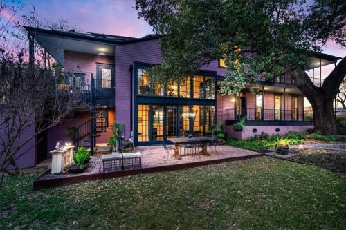 RARE - Unique East Austin Home - Walk to Downtown in Austin, USA