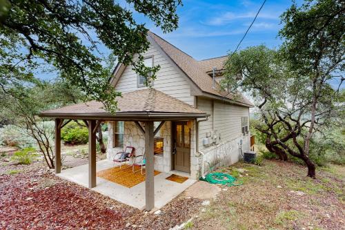 Perfect Hilltop Perch in Spring Branch, USA