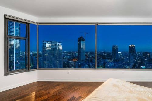 Downtown LA with the breathtaking view 2 bedrooms and parking space, Los Angeles (fotografie 5)