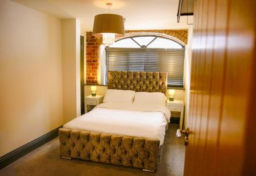 The George Wright Boutique Hotel, Bar & Restaurant Room Type - Deluxe Double Room