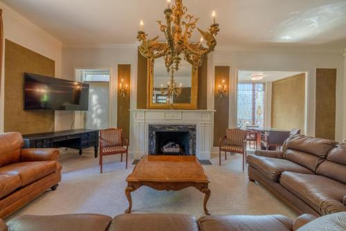 Charming Renovated Capitol Hill House - SLC Charming Renovated Capitol Hill House - SLC