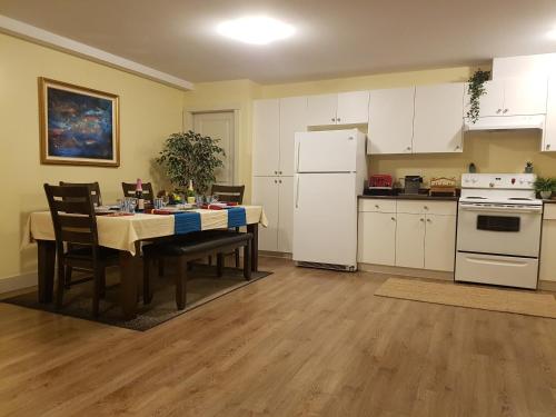 Angelas Private Suites in Surrey, Canada
