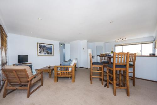 Facilities, Beach Break - Family Accommodation with Ocean Views in Lancelin