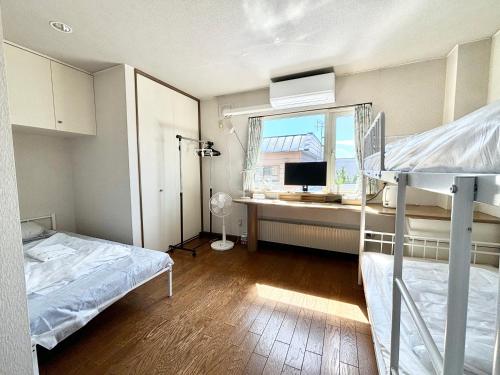 ShareHouse新琴似,駐車無料,麻生駅バス直通 Room Type - Quadruple Room