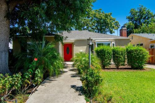3-Bedroom Sherman Oaks House Near Universal Studios, Los Angeles (fotografie 7)
