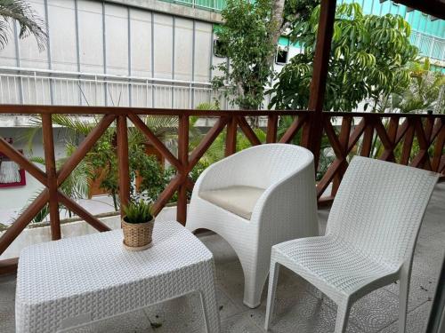 Luz de Luna Emotions in Guayacanes