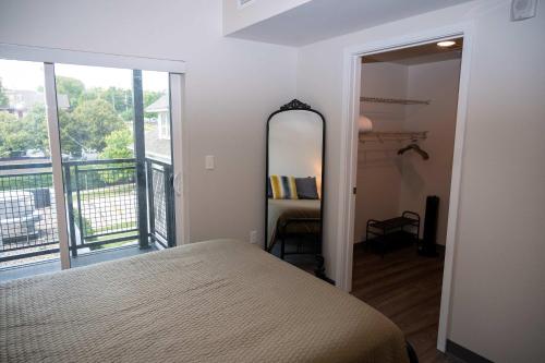 Brand New HUGE Apartment Next To Mayo, Park Free in Rochester, USA