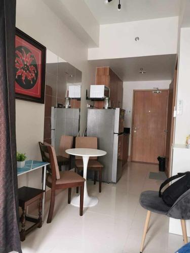 Mall of Asia Pasay Shore 3 residences 2, Cavite City