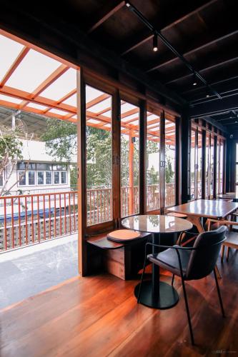 rongmai mahachai cafe and stay in 龍仔厝府