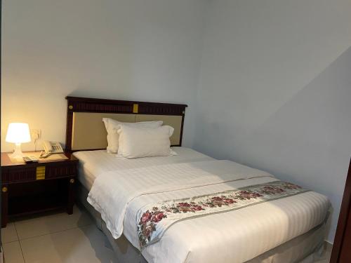 Budget Hotel AL Amin - Tap to explore photos