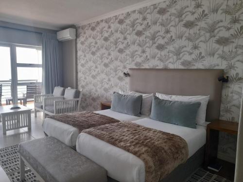 Twin/Double Room image 8