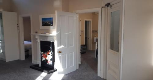 Historic Shipping Office - Akaroa