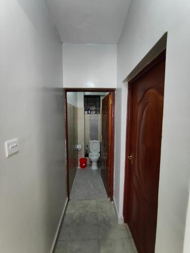 Baño, Tejj Home in Nakuru