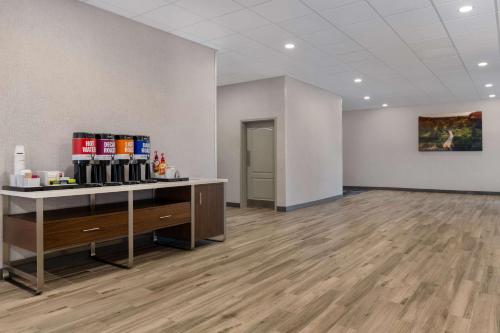 Hampton Inn & Suites Billings West I-90 - image 6
