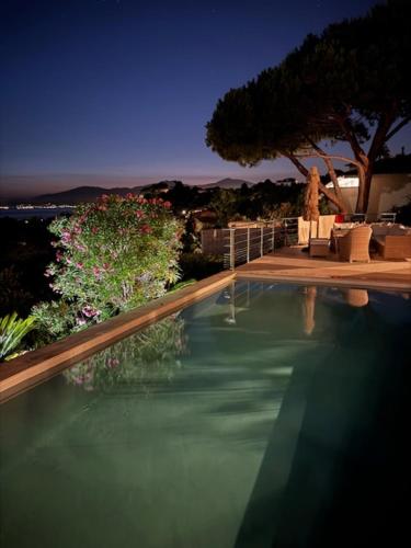 Villa Corse Vue mer et piscine 5