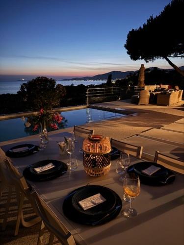Villa Corse Vue mer et piscine 3