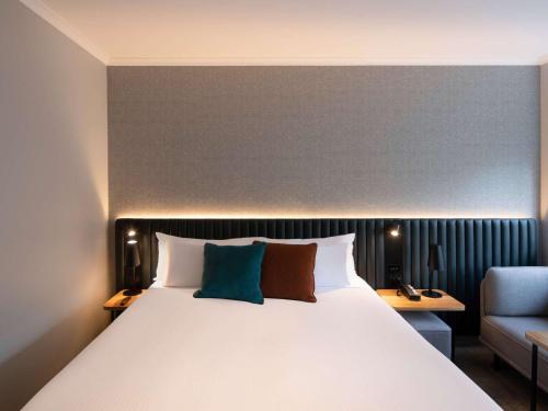 Travelodge Hotel Sydney Wynyard - image 12