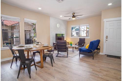 Modern Living 3BR2BA Close to Amazing Downtown in San Antonio, USA