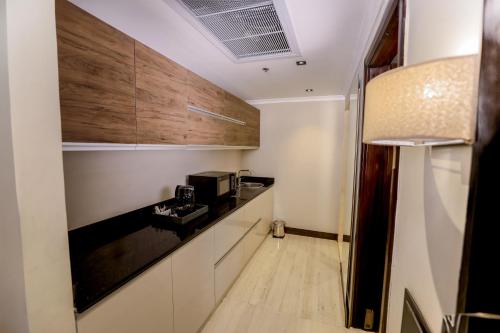 Kitchen, Cairo Taj Hotels & Suites- Mohandessin in Dokki