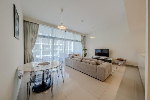 Modern 2BDR Apartment I Dubai Hills I City View I Mulberry at Park Heights, Dubaj (zdjęcie 6)