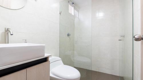 Apartamento 2BR Parqueadero y Piscina 202, Medellín (photo 8)