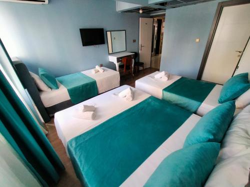 Grand Bona Sera Hotel - image 10