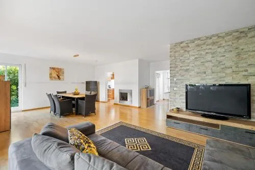 3 Zimmer EG Wohnung in Stephanskirchen in Stephanskirchen, Deutschland