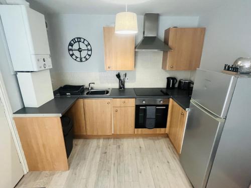 Cosy studio flat in โมนโทรด