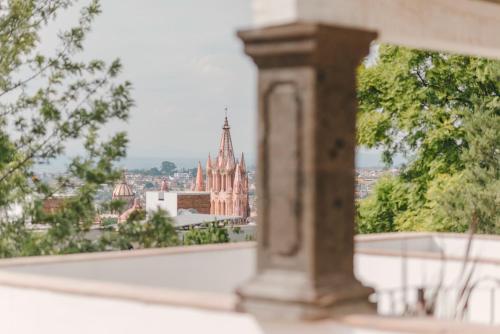 Casa Barranca Vista, Modern 3BR Villa in Historic Centro