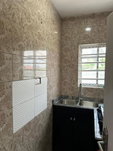 YP-Made Luxurious 1 & 2 Bedroom Apartments in Epe