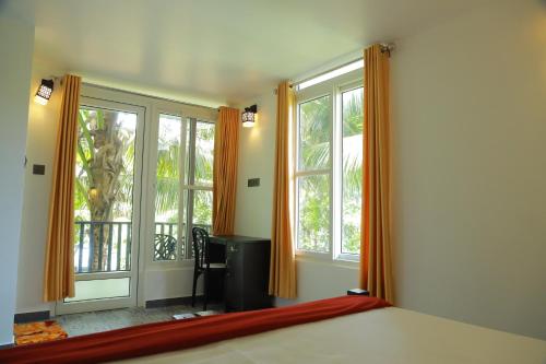 Family Room with Lake View image 3