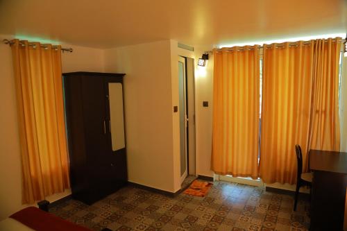 Family Room with Lake View image 1