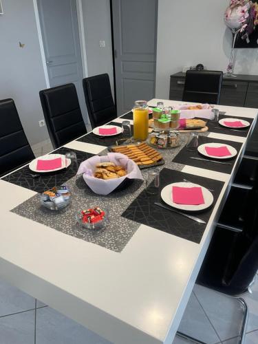 Ételek és italok, Chambres d'Hôtes chez Estelle (Chambres d'Hotes chez Estelle) in Crêches-sur-Saône