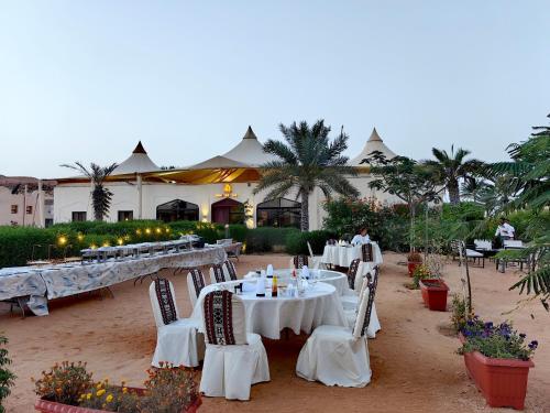 Restaurace, Desert Rose Camp in A'Sharqiyah Sands (Wahiba)