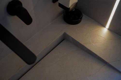 Jon's Penthouse - image 12
