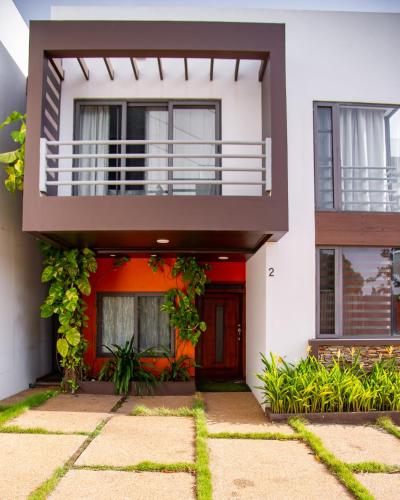 Affordable 3 bedroom townhouse behind flagstaff house