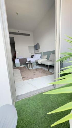 Studio -10 min to Dubai Mall, Dubái (foto 8)
