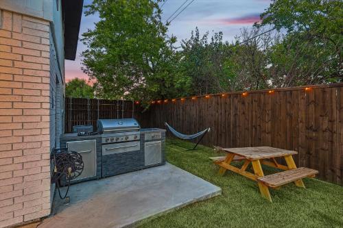 บริการและสิ่งอำนวยความสะดวก, Gorgeous 4BR 2,5BA Holiday Home 15min to DFW Int Airport in ลูอิสวิลล์ (TX)