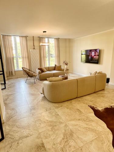 Sanierte 5 Zimmer Luxus Standard Apartment auf 350qm, Гамбург (фото 5)