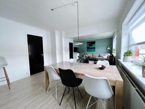 Bask In Ocean Views At Bakkastova in Trongisvágur