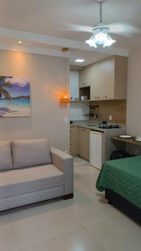 廚房, Aluguel Temporada Studio Praia do Forte em cabo frio in 雅爾丁富拉姆波揚特