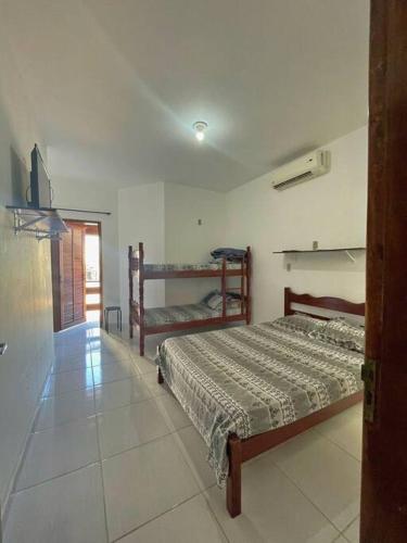 Sobrado a 50 metros do Mar!