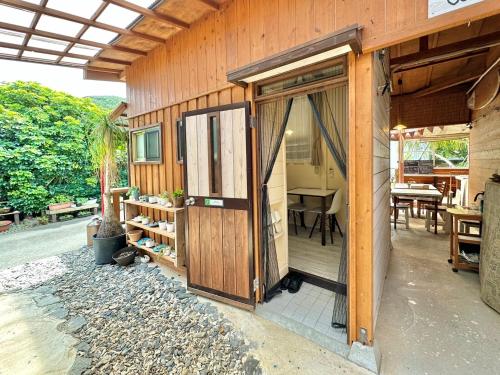 House Hotel Amami Minpaku Mura & Sauna – Amami, 