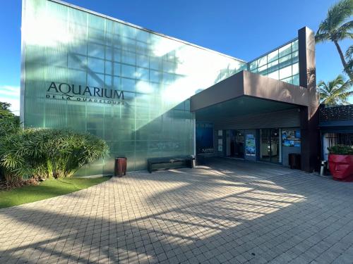 Tampilan eksterior, Goldy House, logement vue mer , 10min port et aéroport (Goldy House, logement vue mer , 10min port et aeroport) in Baimbridge