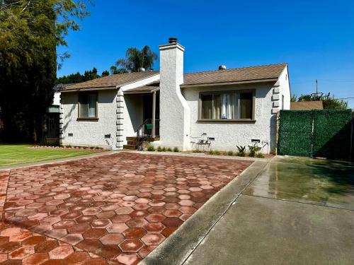 Newly remodelled Los Angeles House with access to pool, Los Angeles (foto 2)