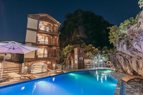 Bamboo Hill Villa