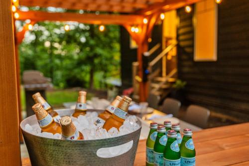Luxury Cabin near Asheville and Black Mountain in Swannanoa, USA