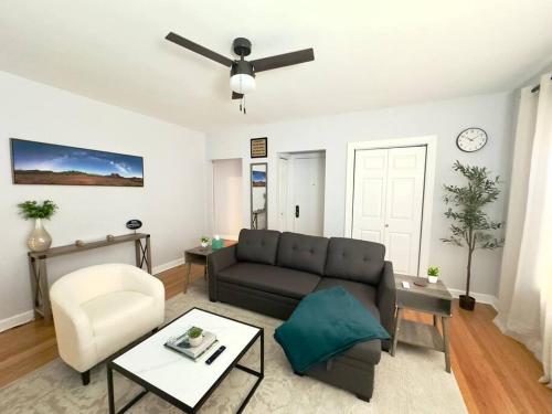 Comfy Retreat In Rogers Park, Prime Location! in Chicago, USA