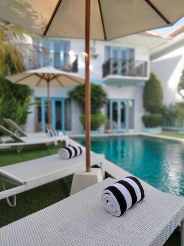 Deluxe Double Room with Balcony room in Gatsby Hotel Hostel