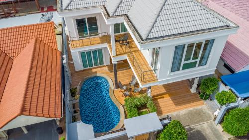 芭堤雅 市中心sunflower向日葵高端5卧泳池别墅 3星级 民宿 设施